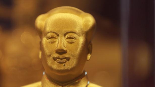 Kommunismus und Luxus sind in China kein Widerspruch – einen Mao in Gold kann man sogar kaufen.