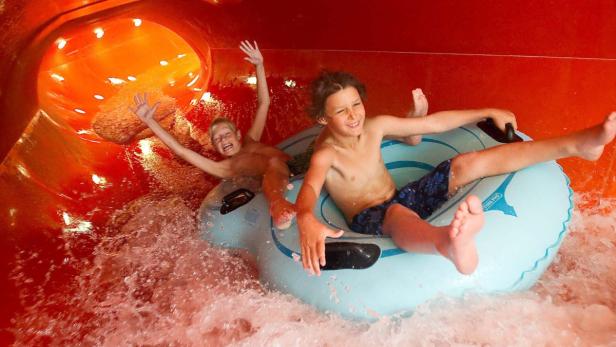 Sonnentherme in Lutzemannsburg, Rutsche, Kinder Therme