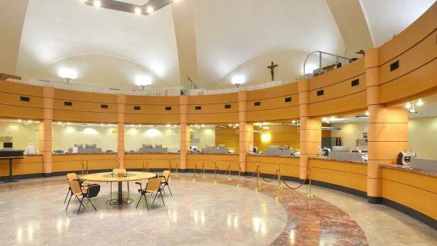 VATICA ECONOMY VATICAN BANK