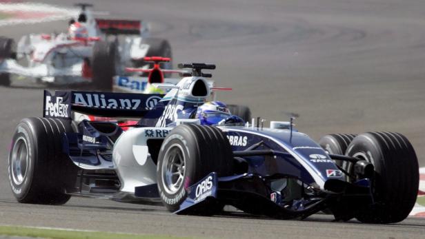 12. März 2006 - Nico Rosberg feiert sein Grand-Prix-Debüt mit einer Kollision mit Landsmann Nick Heidfeld. Trotzdem punktet der Rookie als Siebenter und fährt die schnellste Rennrunde.