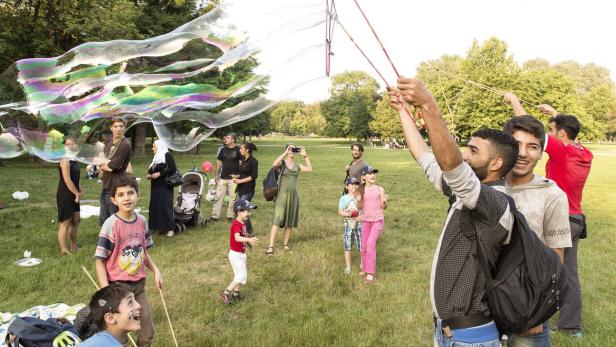 Herz statt Hetze: Picknick der Begegnungen