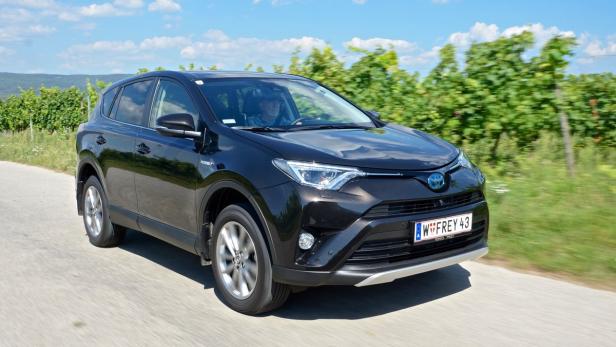 Toyota RAV4 Hybrid 2WD