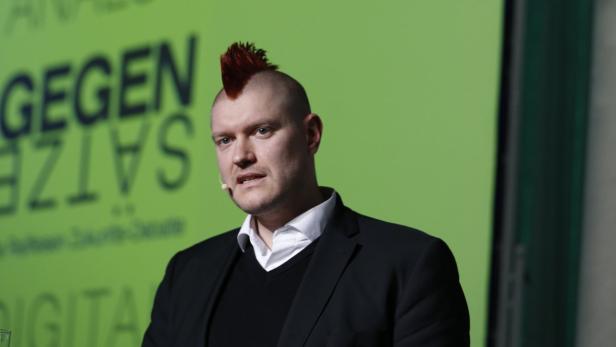 Sascha Lobo während der Diskussionsveranstaltung in Wien