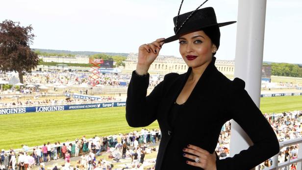 Aishwarya Rai beim Prix de Diane Longines