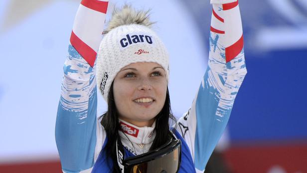 Im dritten Anlauf hat es für Anna Fenninger mit der, von ihr erhofften, von der Ski-Nation erwarteten Medaille geklappt.