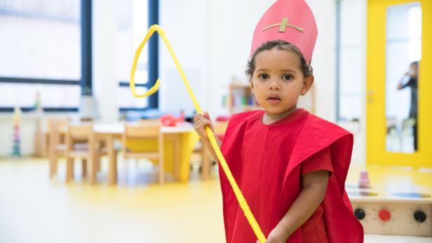 Der Nikolaus im Kindergarten in der Seestat