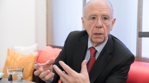 Walter Riester: Der deutsche Ex-Arbeitsminister gab dem Zusatzrenten-Modell &quot;Riester-Rente seinen Namen