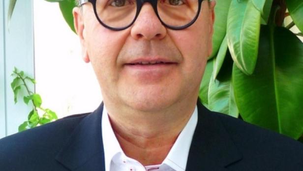 HueblReinhardCIFQM_400x520.jpg