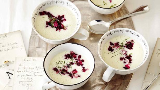 Rezept: Kartoffelcremesuppe mit Räucherfisch-Tatar