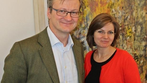 Severin Heinisch (Chapter 4), Ruluca Ene (Chapter 4 Romania) - (c: chapter 4)