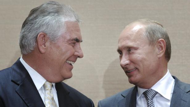 Rex Tillerson und Wladimir Putin im Gespräch.