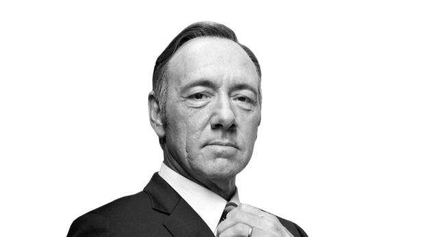 Kevin Spacey spielt in der Serie „House of Cards“ den machtgierigen Politiker Frank Underwood.