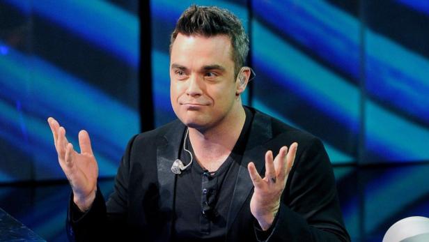 Bisher hat Robbie Williams bewusst darauf verzichtet, in den USA eine Karriere zu starten, um dort unbehelligt leben zu können. Aber seine Sucht nach Veränderung könnte das bald ändern: &quot;Ich möchte etwas in Amerika machen. Vielleicht kommt eine Fernsehshow, ein Film oder ein Musical&quot;, sagte er im Ö3-&quot;Frühstück bei mir&quot;.