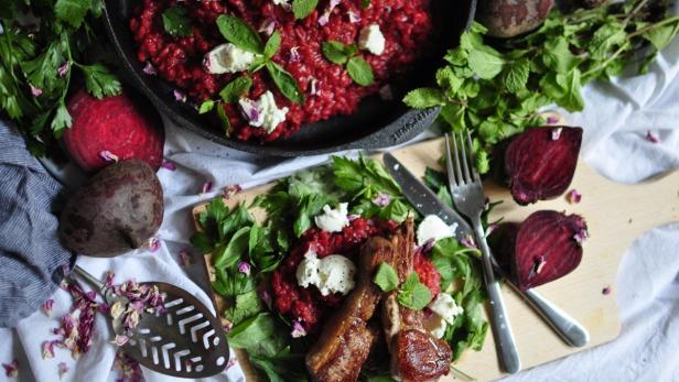 Für die Festtage: Rote-Rüben-Risotto mit Lamm
