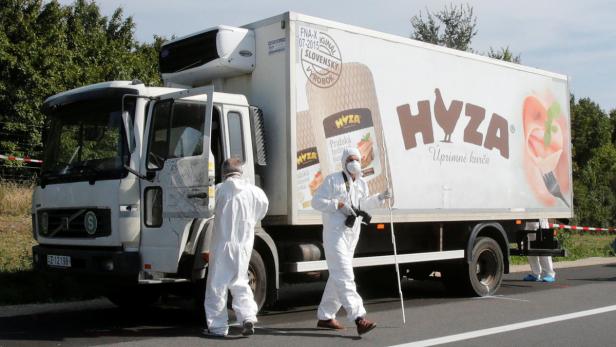 Auf der A4 bei Parndorf wurde der Kühl-Lkw mit den 71 Toten entdeckt
