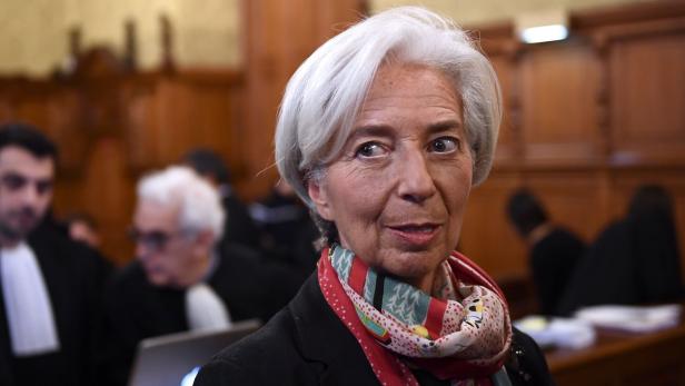 IWF-Chefin Christine Lagarde vor Gericht