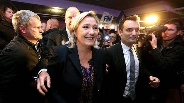 Marine Le Pen mit FN-Spitzenkandidat im Elsass, Florian Philippot