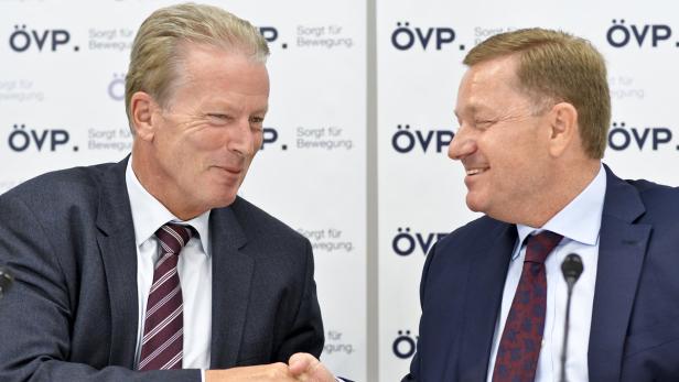 Mitterlehner und Amon wollen die ÖVP stärker zur FPÖ abgrenzen. „Wir sind verlässlicher“, lautet eine der Botschaften