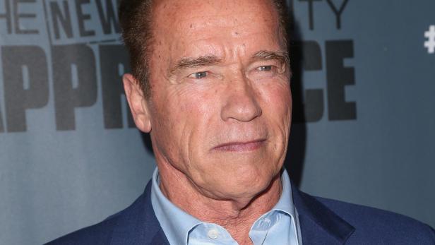 Arnie mit Aussehen extrem unzufrieden