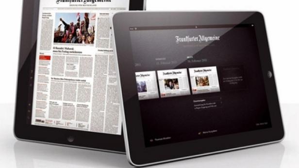 Zwei iPads zeigen die Frankfurter Allgemeine Zeitung.