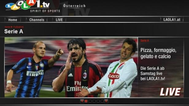 Drei Fußballspieler verschiedener Vereine sind auf einem Bildschirm von LAOLA1.tv zu sehen.