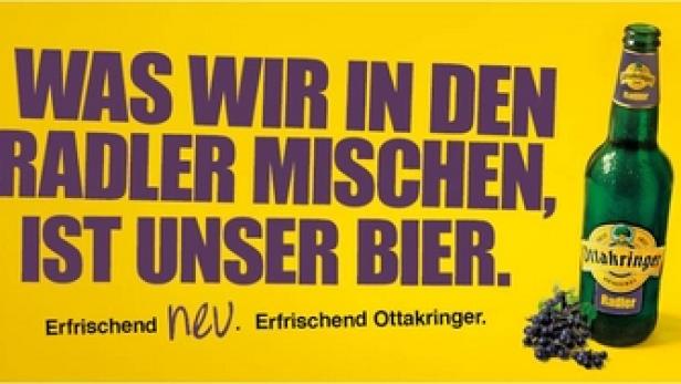 Eine Werbung für Ottakringer Radler mit dem Slogan „Was wir in den Radler mischen, ist unser Bier.“.