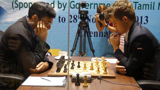 Magnus Carlsen (re) setzte sich gegen Vishwanathan Anand durch.