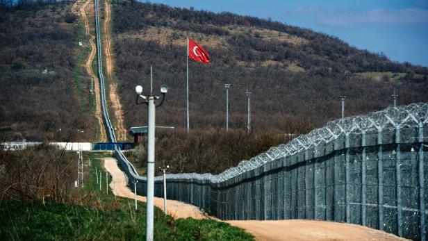 Zaun der der bulgarisch-türkischen Grenze