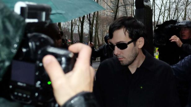 Martin Shkreli verteuerte ein Medikament von 13,50 auf 750 Dollar.