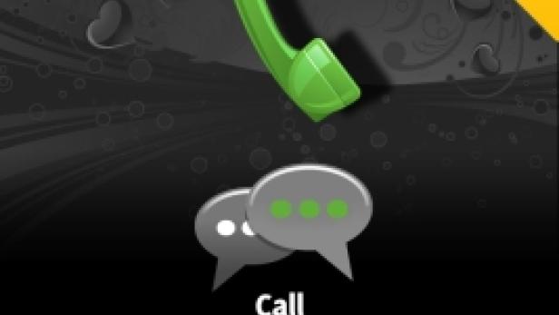 Ein grüner Telefonhörer und Sprechblasen vor einem dunklen Hintergrund mit Herzen.