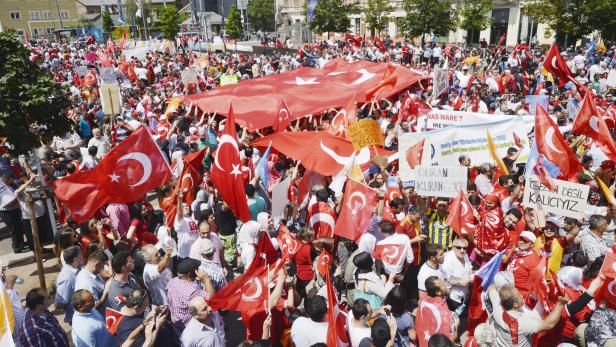 AKP-Verein: Keine Auftritte türkischer Politiker vor Referendum