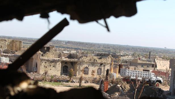 Zerstörung rund um die Stadt Ramadi.
