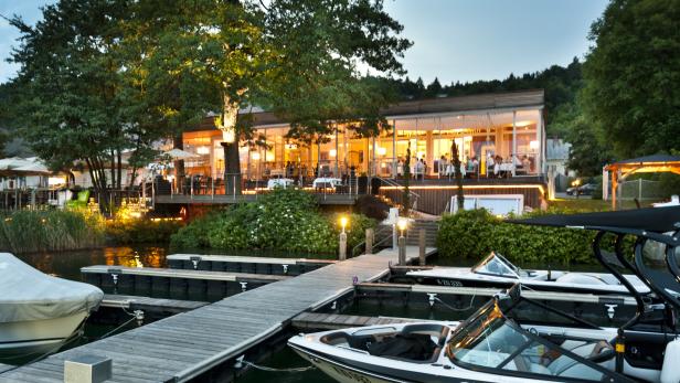 Kärnten, Wörthersee: Das ist dank Hubert Wallner derzeit der Place to be am Wörthersee. Seine absolut exquisit: Gänseleber und Flusskrebse kommen hier auf den Tisch.