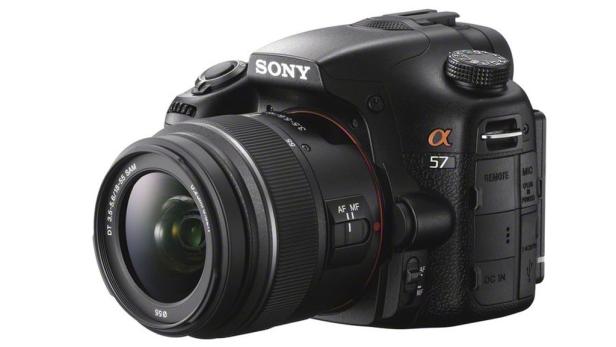 Neue Sony-Cam mit Spiegel-Technik SLT