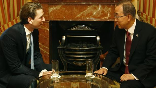 Kurz im Gespräch mit Ban Ki-moon.