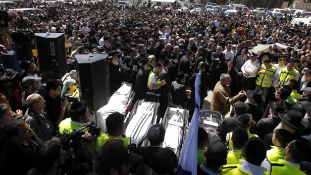 Tausende bei Begräbnis in Jerusalem