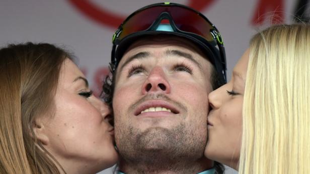 Etixx-Quick-Step rider Mark Cavendish of Britain c Mark Cavendish rechten sich auf der Bahn Olympia-Chancen aus.