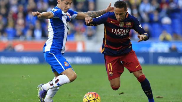 Kein Durchkommen: Neymar (re.) und Barcelona bissen sich an Espanyol die Zähne aus.