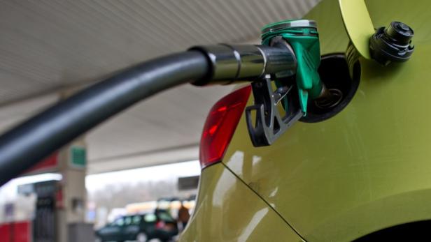 Italien: Razzien wegen hoher Benzinpreise