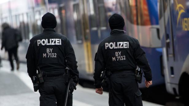 Nach Vorfällen in Köln regt sich Kritik an deutscher Polizisten (Symbolbild)
