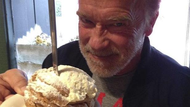 Arnie futtert Krapfen - trotz Diät