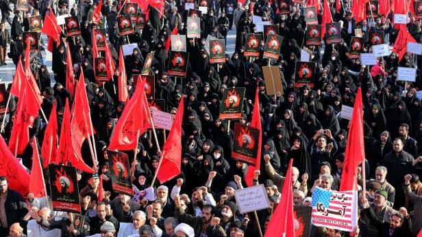 Nach dem Tod des schiitischen Klerikers Nimr al-Nimr gibt es zahlreiche Proteste.