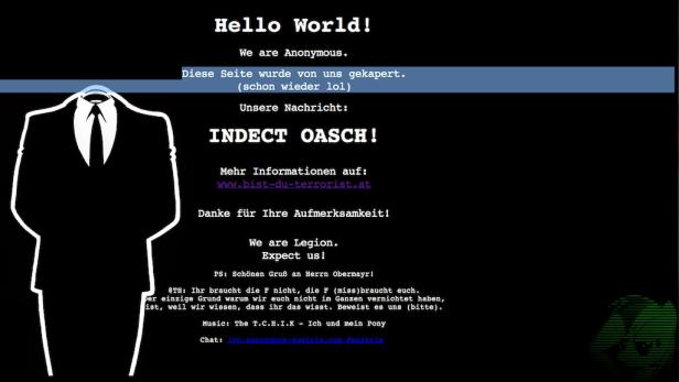Eine gehackte Webseite mit dem Anonymous-Logo und der Nachricht „Diese Seite wurde von uns gekapert“.