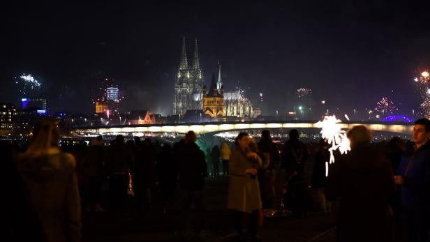 Köln zur Silvesternacht - was geschah, wird nun von der Polizei erhoben.