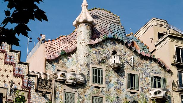 Detailansicht der Fassade des Casa Batlló in Barcelona.