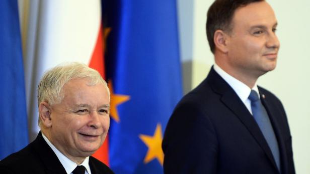 PiS-Chef Jaroslaw Kaczynski (l.) und Polens Präsident Andrzej Duda (r.).