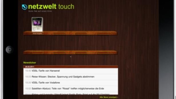Ein iPad zeigt die „Netzwelt touch“-App mit Nachrichten-Schlagzeilen.