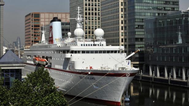 "Meuterei" um Flagge auf MS Deutschland