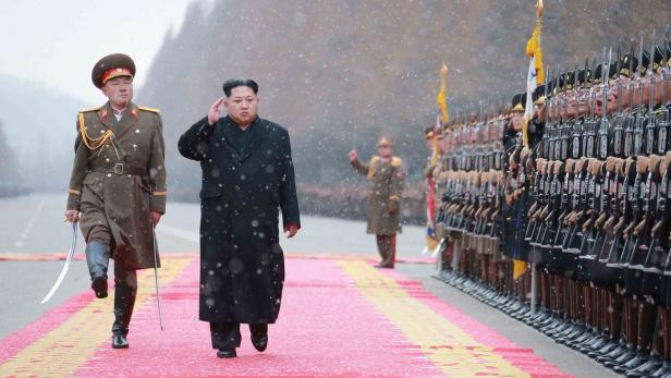 Nordkoreas Diktator Kim Jong-un zeigt sich vom H-Bombentest zufrieden.