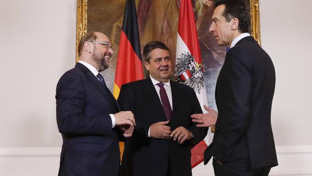 Kern (r.) empfing SPD-Chef Gabriel (M.) und EU-Parlamentspräsident Schulz (l.)